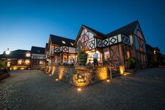 Seven Trees Restaurant